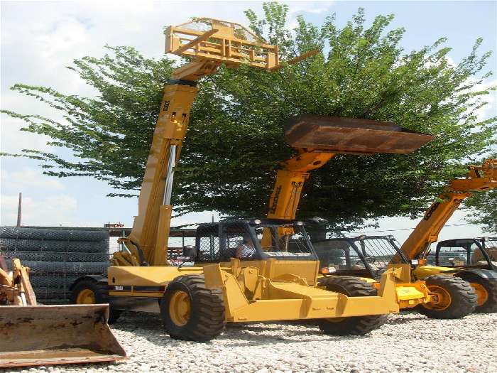 Montacargas Caterpillar TH103