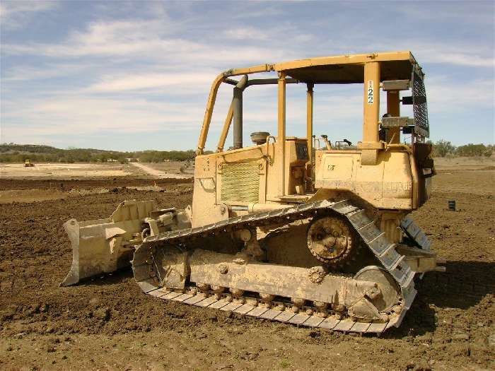 Tractores Sobre Orugas Caterpillar D4H  seminueva en venta Ref.: 1196974195322916 No. 2