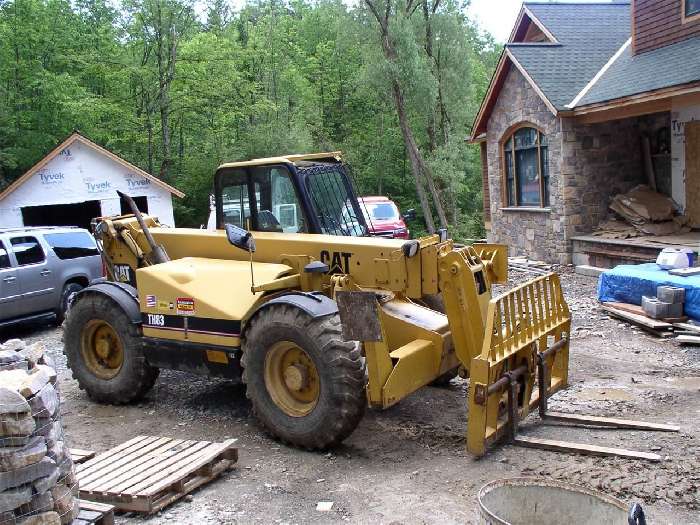 Montacargas Caterpillar TH83  importada en buenas condiciones Ref.: 1214250041800270 No. 2