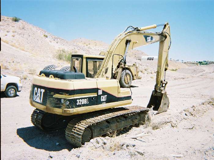 Excavadoras Hidraulicas Caterpillar 320B  seminueva en venta Ref.: 1219796494095577 No. 2