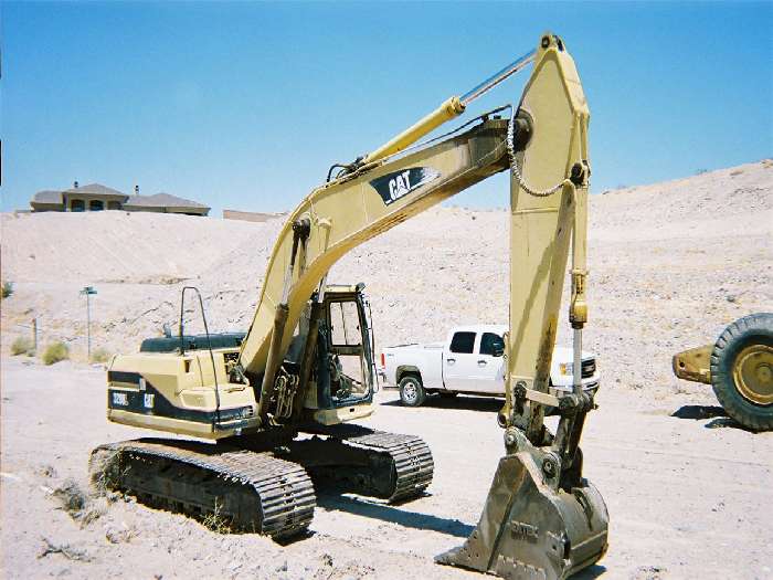 Excavadoras Hidraulicas Caterpillar 320B  seminueva en venta Ref.: 1219796494095577 No. 3