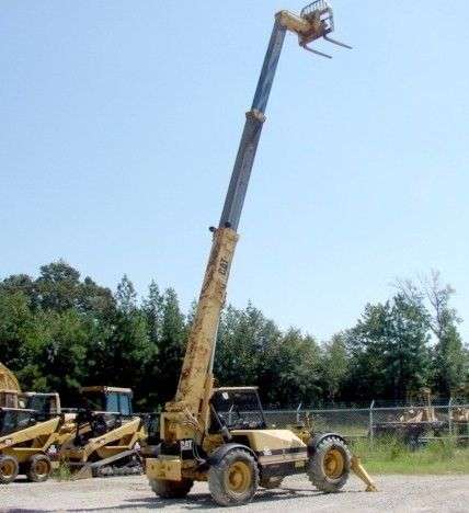 Telehandler Caterpillar TH63