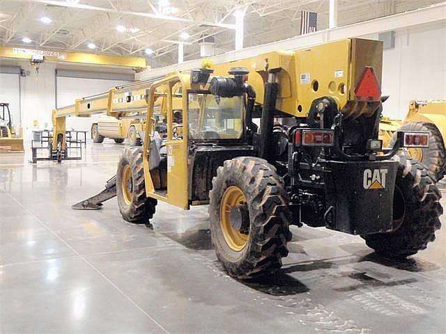Montacargas Caterpillar TL1055  en optimas condiciones Ref.: 1268946404763188 No. 4