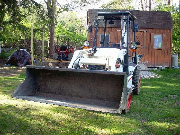 Backhoe Loaders Bobcat B100