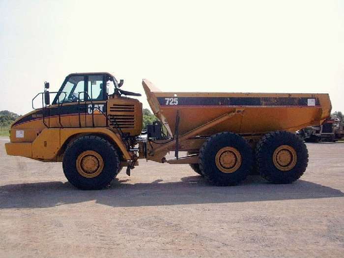 Off Road Truck Caterpillar 725