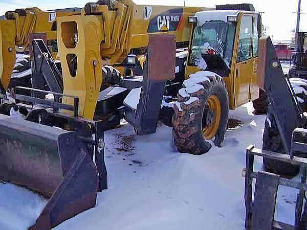 Telehandler Caterpillar TL1055