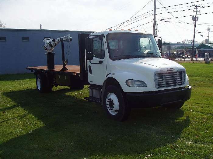 Tractocamion Freightliner BUSINESS CLASS M2106  usada a buen prec Ref.: 1292029288490423 No. 3