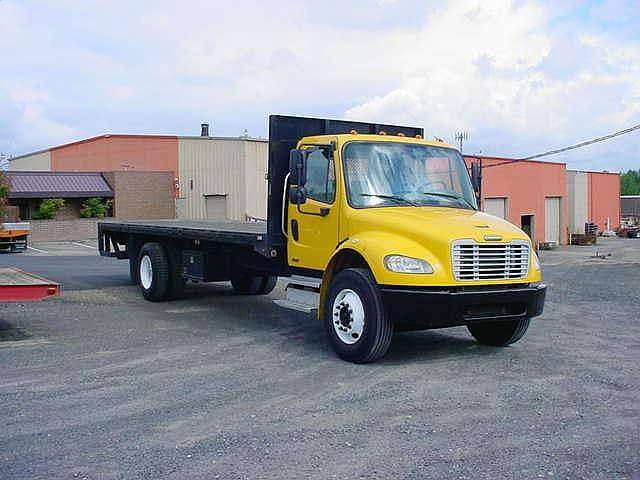 Tractor Truck Freightliner BUSINESS CLASS M2106