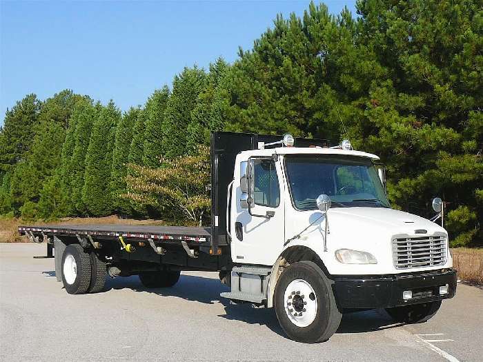 Tractor Truck Freightliner BUSINESS CLASS M2106