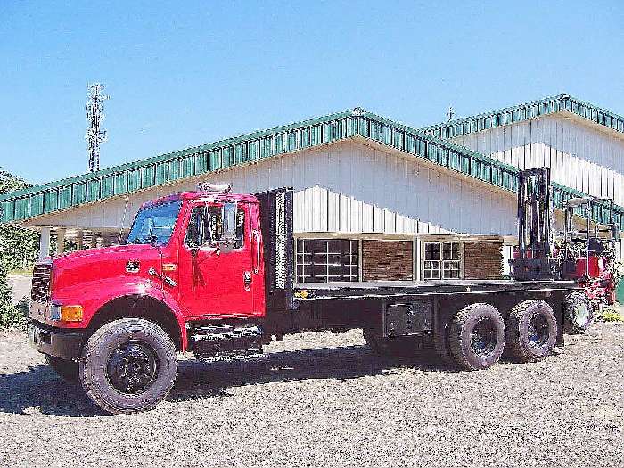 Tractor Truck International 4900
