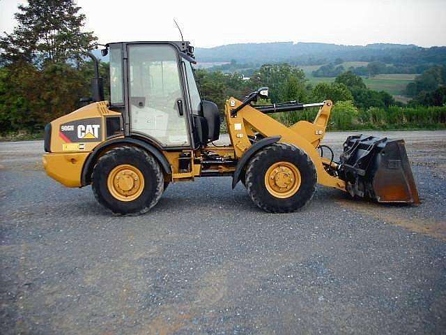 Cargadoras Sobre Ruedas Caterpillar 906