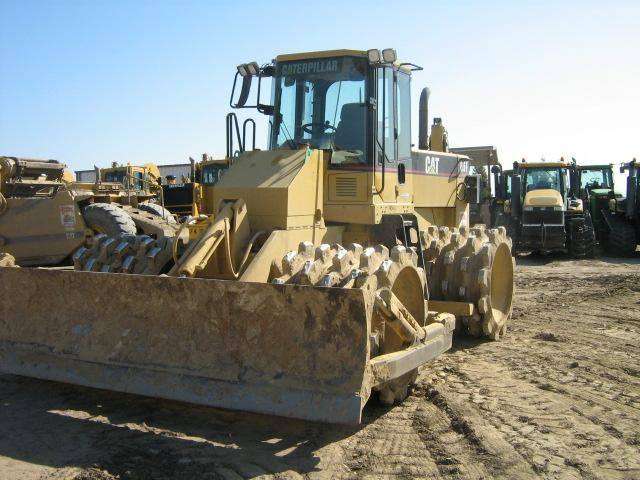 Recycles Caterpillar 815F