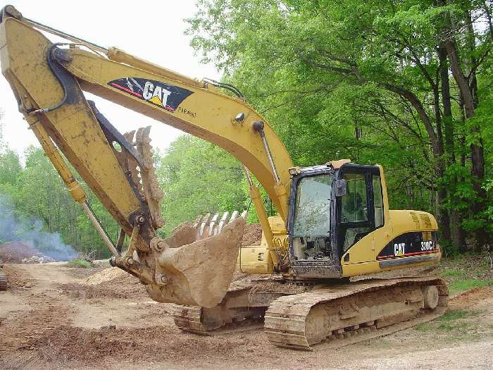 Hydraulic Excavator Caterpillar 320CL