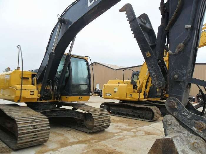 Hydraulic Excavator Deere 200D