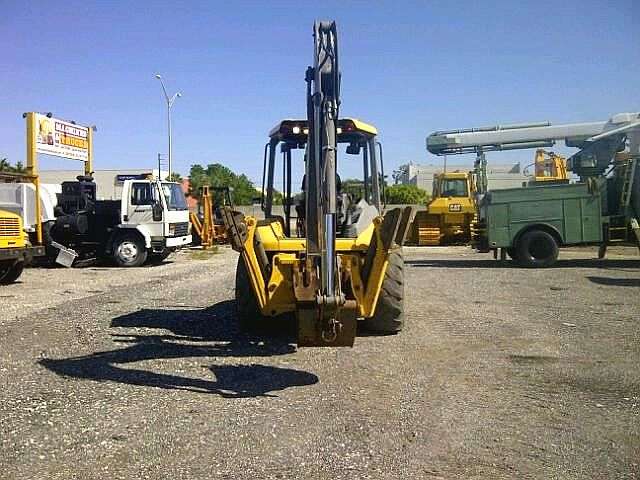 Backhoe Loaders Volvo BL70
