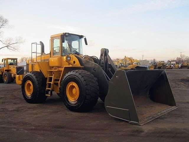 Wheel Loaders Volvo L220D