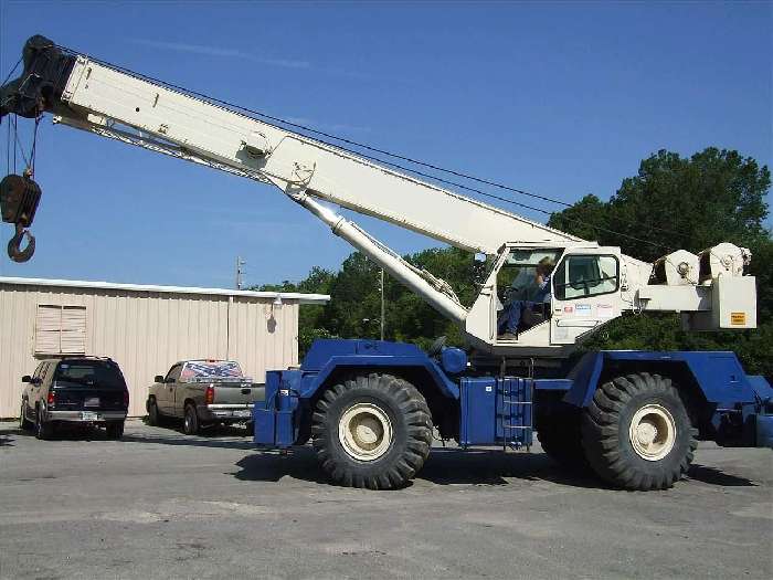 Cranes P & H CN150