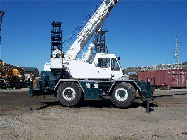 Cranes Tadano TR-250E