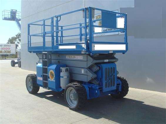 Scissor Lift Genie GS4390