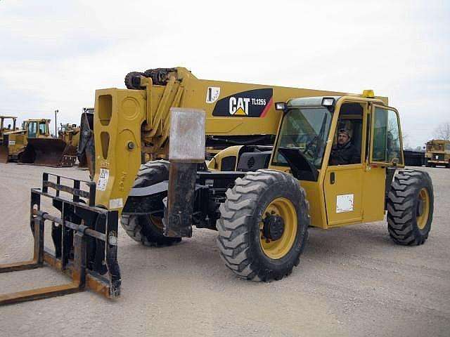 Montacargas Caterpillar TL1255  usada en buen estado Ref.: 1335828238469476 No. 4