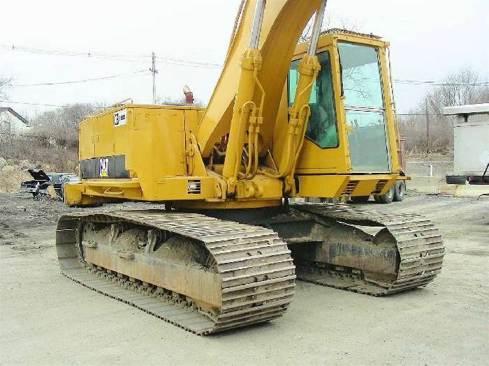 Hydraulic Excavator Caterpillar 235B