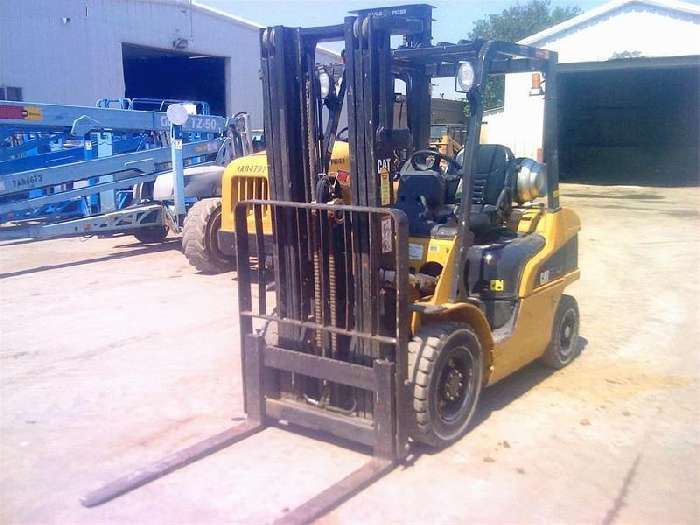 Freightelevator Caterpillar P5000