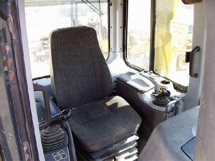 Tractores Sobre Orugas Komatsu D65PX  seminueva en perfecto estad Ref.: 1340832525323895 No. 4