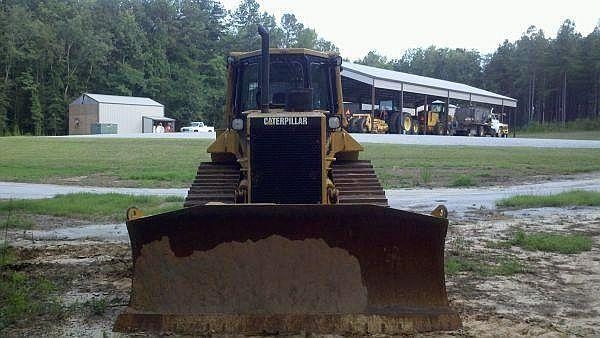 Dozers/tracks Caterpillar D6M