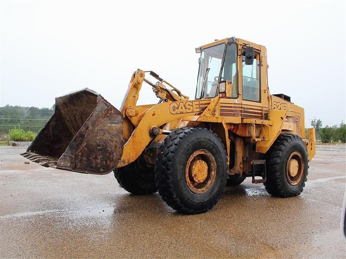 Wheel Loaders Case 621B