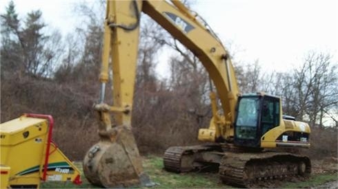 Hydraulic Excavator Caterpillar 330CL
