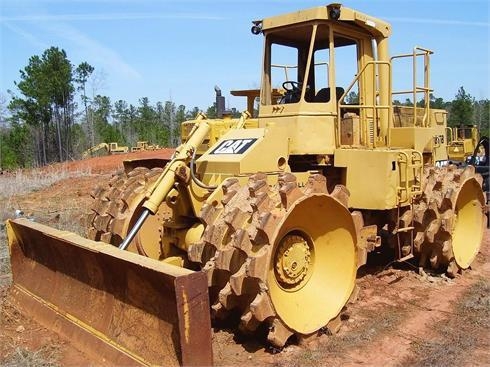 Compactadoras Suelos Y Rellenos Caterpillar 816B
