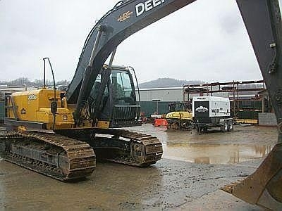 Hydraulic Excavator Deere 200D