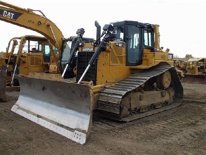 Dozers/tracks Caterpillar D6T