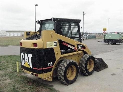 Miniloaders Caterpillar 216