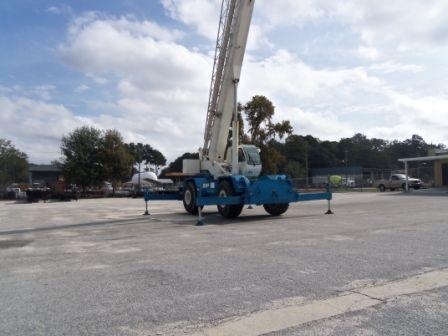 Cranes Terex RT555