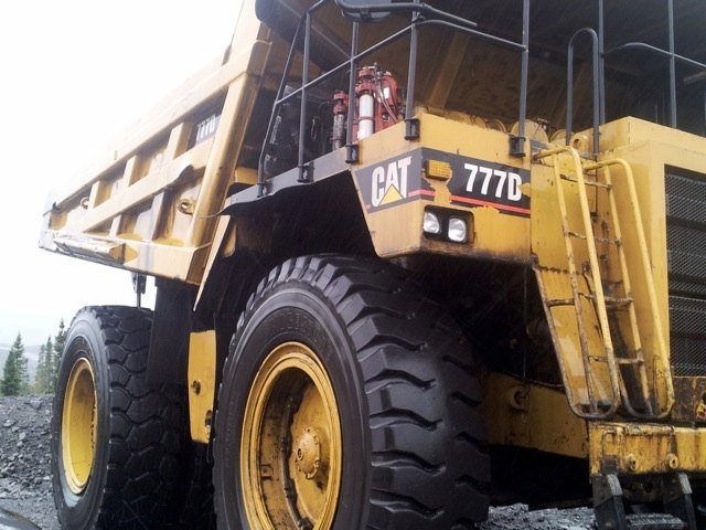 Off Road Truck Caterpillar 777D