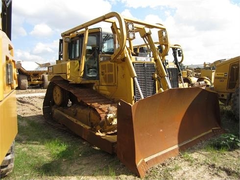 Dozers/tracks Caterpillar D6T