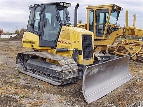 Tractores Sobre Orugas New Holland D85  usada Ref.: 1362674379225617 No. 3