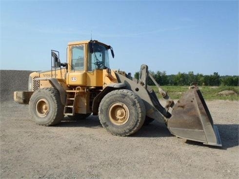 Cargadoras Sobre Ruedas Volvo L120E  seminueva en perfecto estado Ref.: 1364605542070848 No. 3