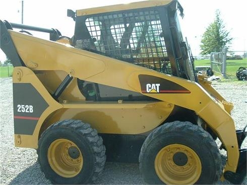 Minicargadores Caterpillar 252B  usada de importacion Ref.: 1364845485666511 No. 2