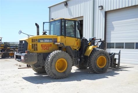 Wheel Loaders Komatsu WA250