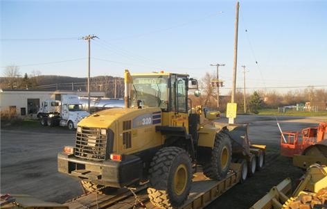 Wheel Loaders Komatsu WA320