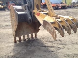 Hydraulic Excavator Volvo EC240B