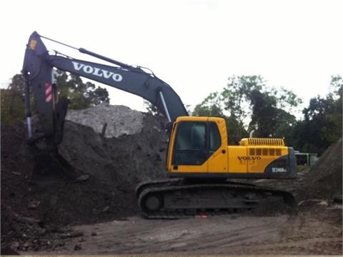 Excavadoras Hidraulicas Volvo EC240B  de segunda mano a la venta Ref.: 1369129644922072 No. 3