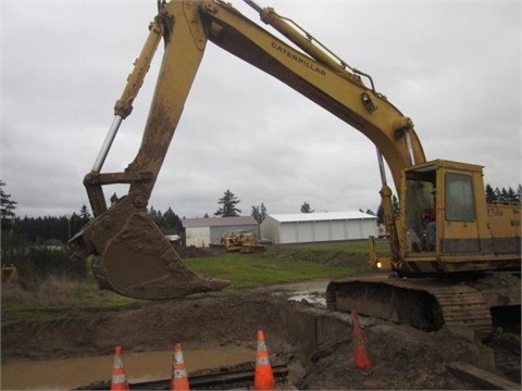 Hydraulic Excavator Caterpillar 235B