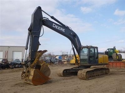 Hydraulic Excavator Deere 240D