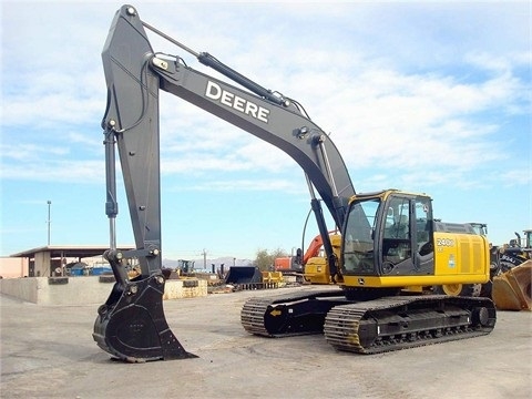 Hydraulic Excavator Deere 240D