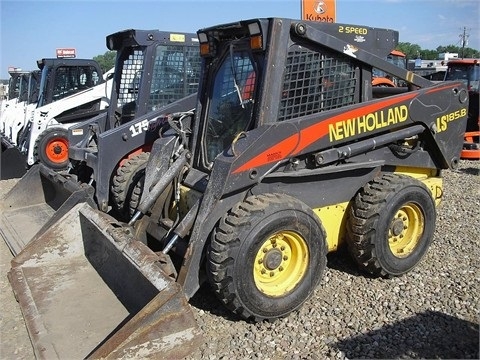 Minicargadores New Holland LS185B  de segunda mano a la venta Ref.: 1376156108125791 No. 2