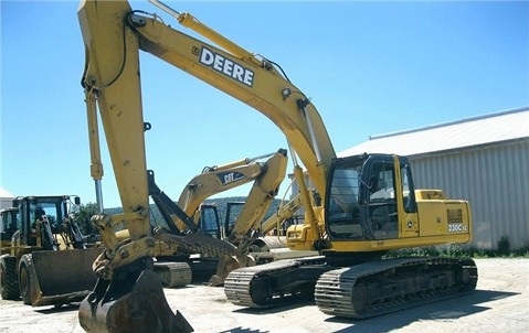 Hydraulic Excavator Deere 230C