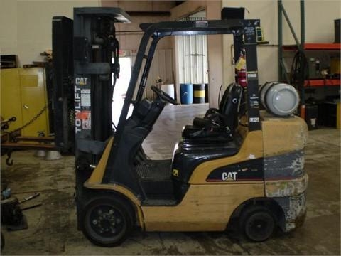 Montacargas Caterpillar C6000